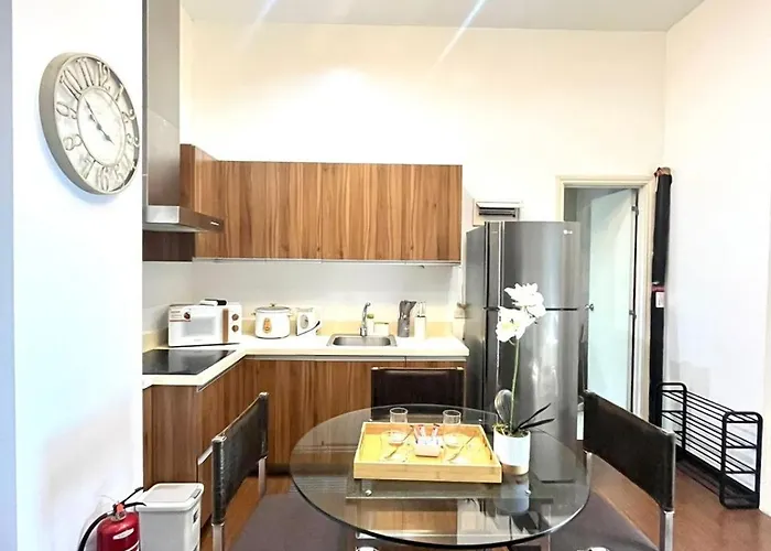 New 2br With Views In Makati And Fast Wifi Manila