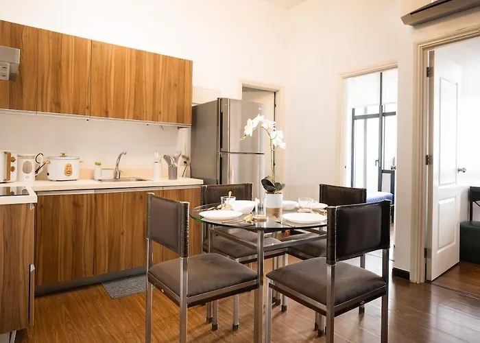 New 2br With Views In Makati And Fast Wifi *