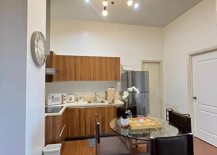 New 2br With Views In Makati And Fast Wifi *