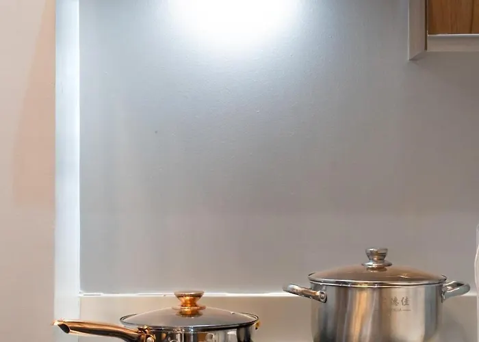Apartment New 2br With Views In Makati And Fast Wifi Manila