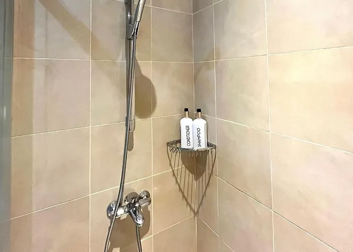New 2br With Views In Makati And Fast Wifi Apartment *