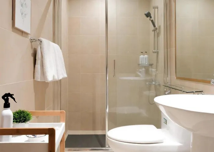 New 2br With Views In Makati And Fast Wifi *