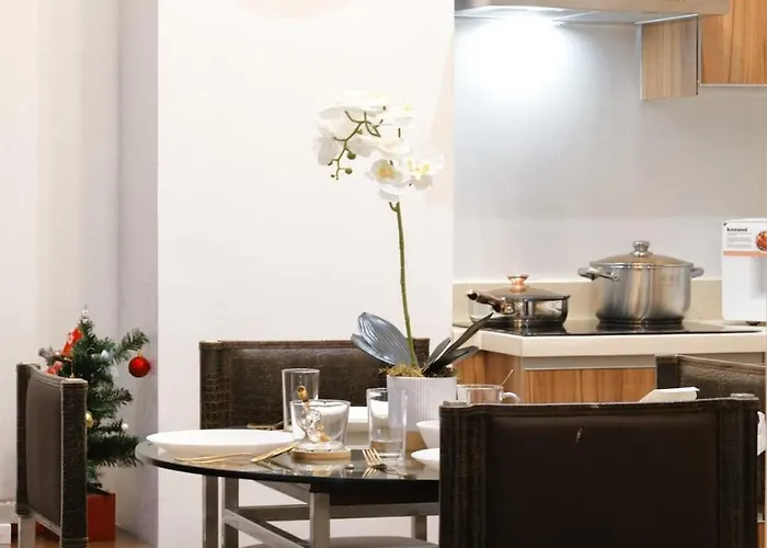 Apartment New 2br With Views In Makati And Fast Wifi Manila