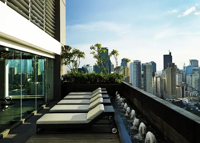 New 2br With Views In Makati And Fast Wifi