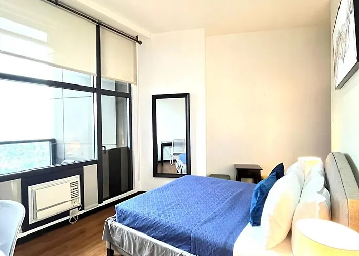 New 2br With Views In Makati And Fast Wifi Manila