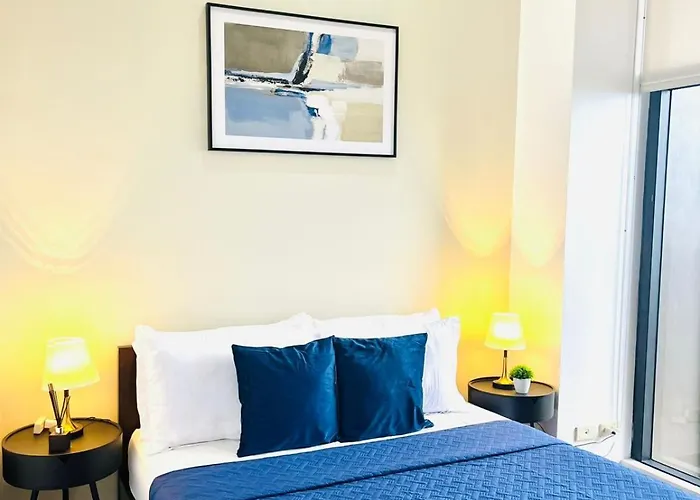 New 2br With Views In Makati And Fast Wifi Apartment
