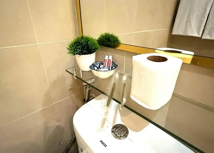 New 2br With Views In Makati And Fast Wifi *