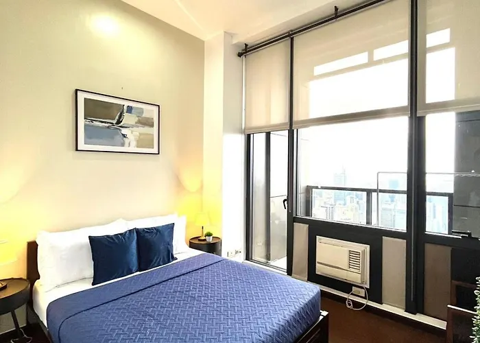 Apartment New 2br With Views In Makati And Fast Wifi